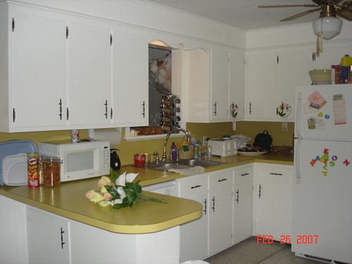 Kitchen After Paint; Before Paper Illusions